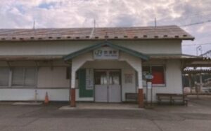 山形県遊佐町の吹浦駅